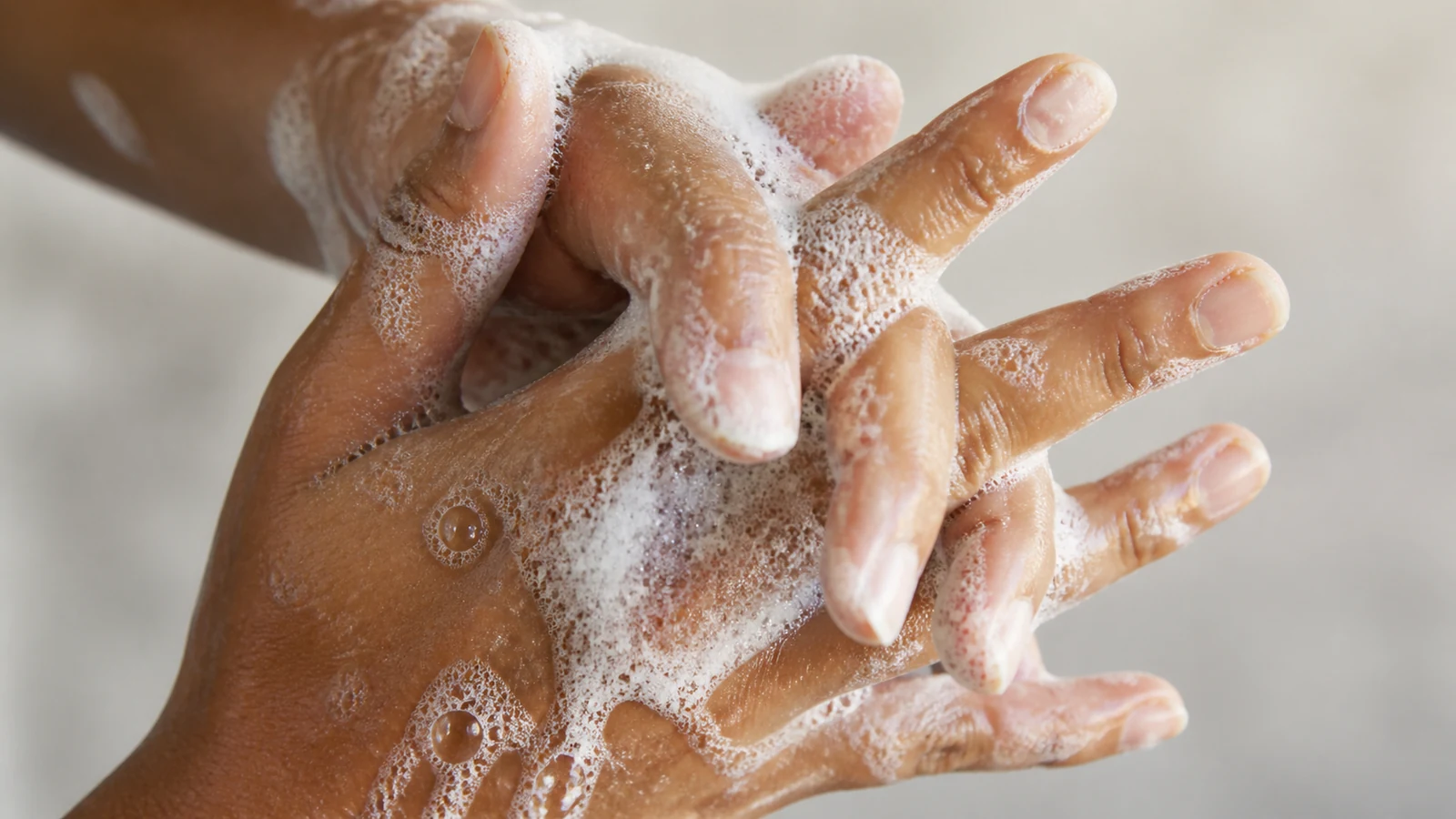 Adopter une hygiène des mains efficace : geste utile au quotidien